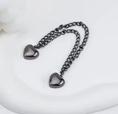 Black magnetic clothes clip